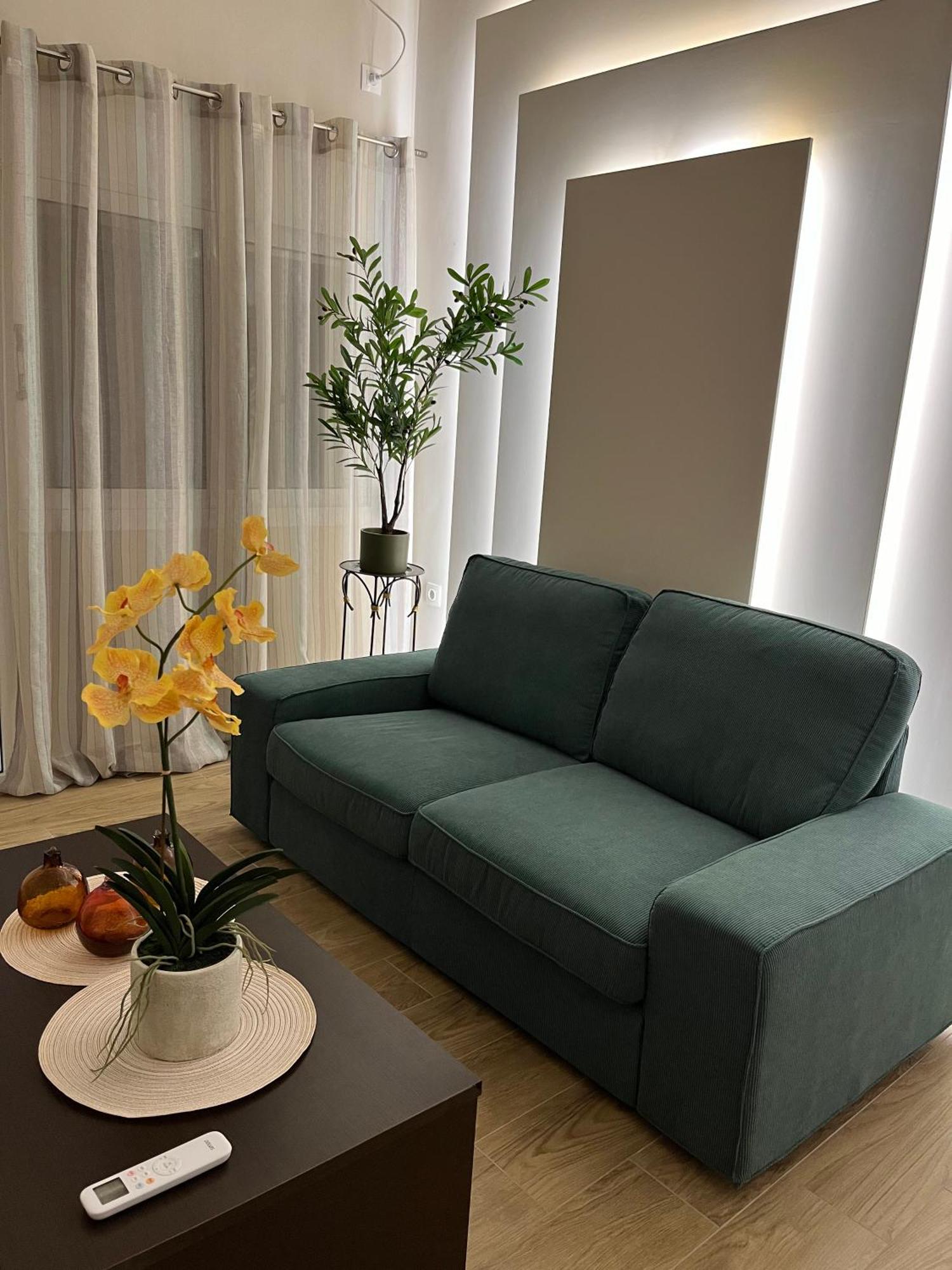 Emerald Luxury - Ath Airport *