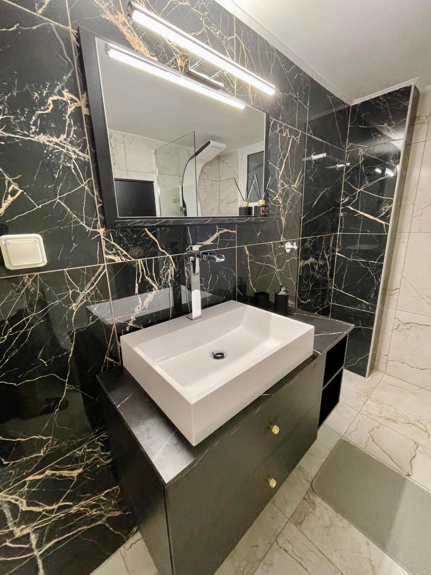 Emerald Luxury - Ath Airport Spata (East Attica)