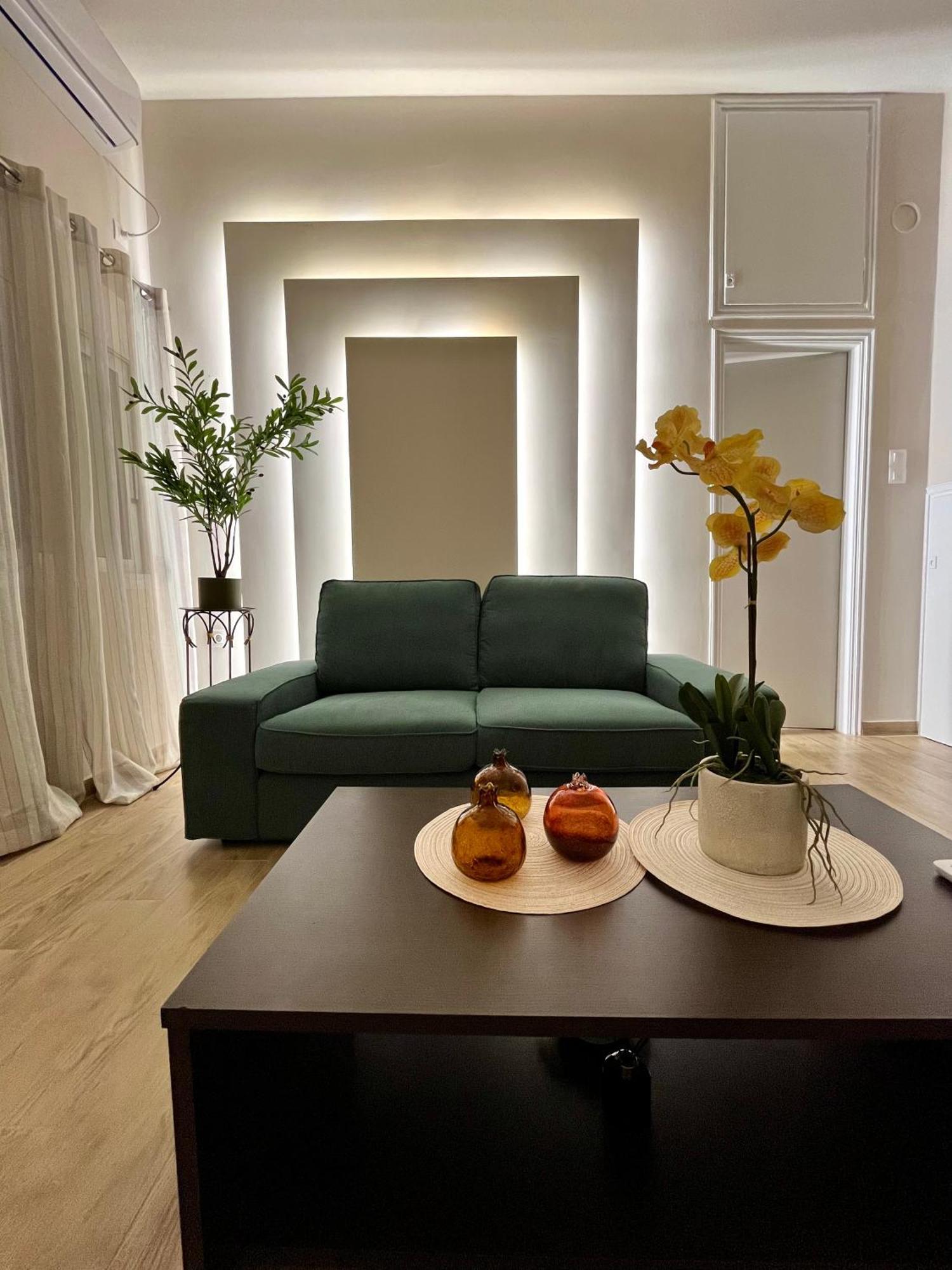 Emerald Luxury - Ath Airport Apartment